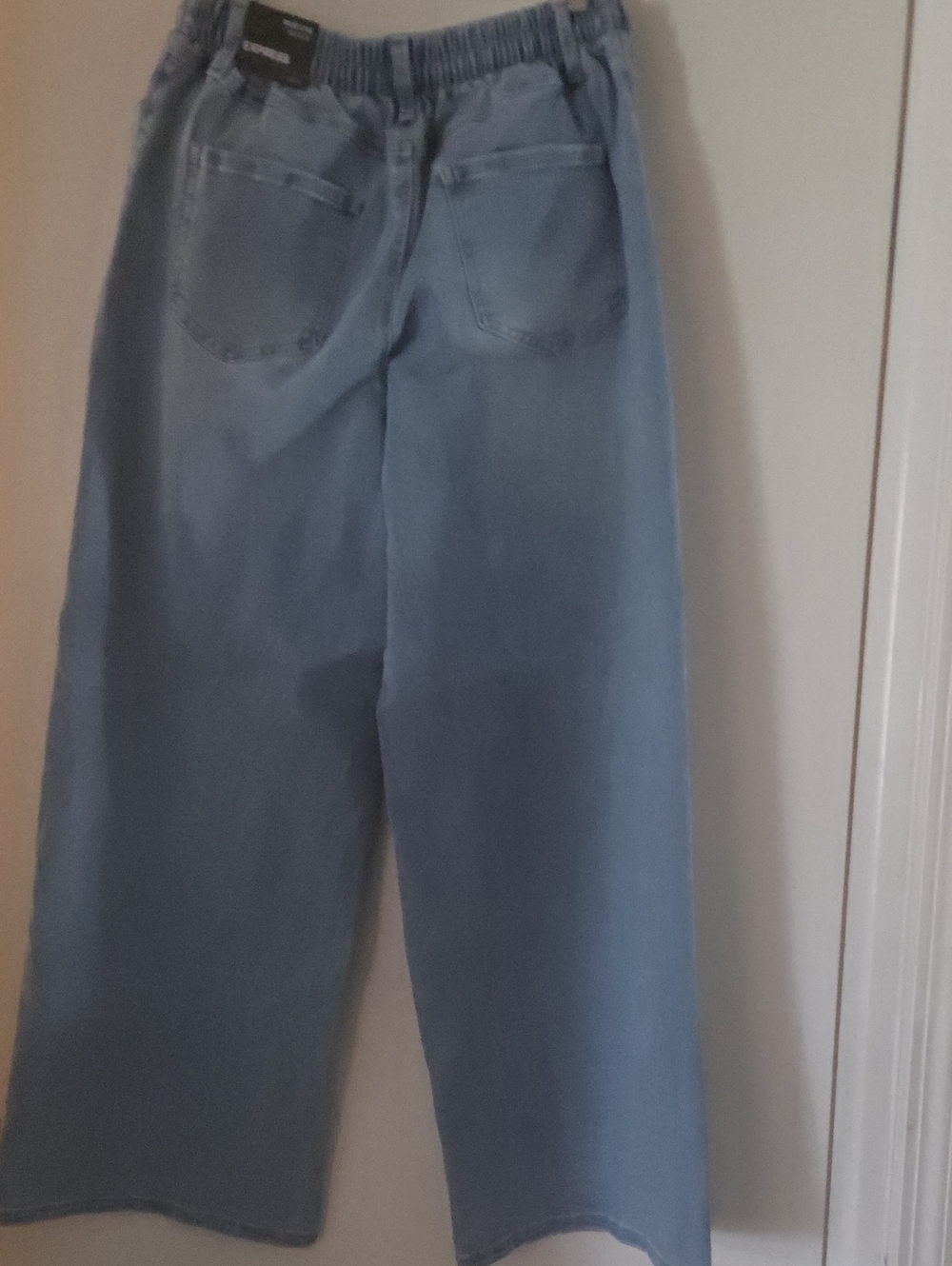 Express Light Blue Wide-Leg Jeans with White Drawstring